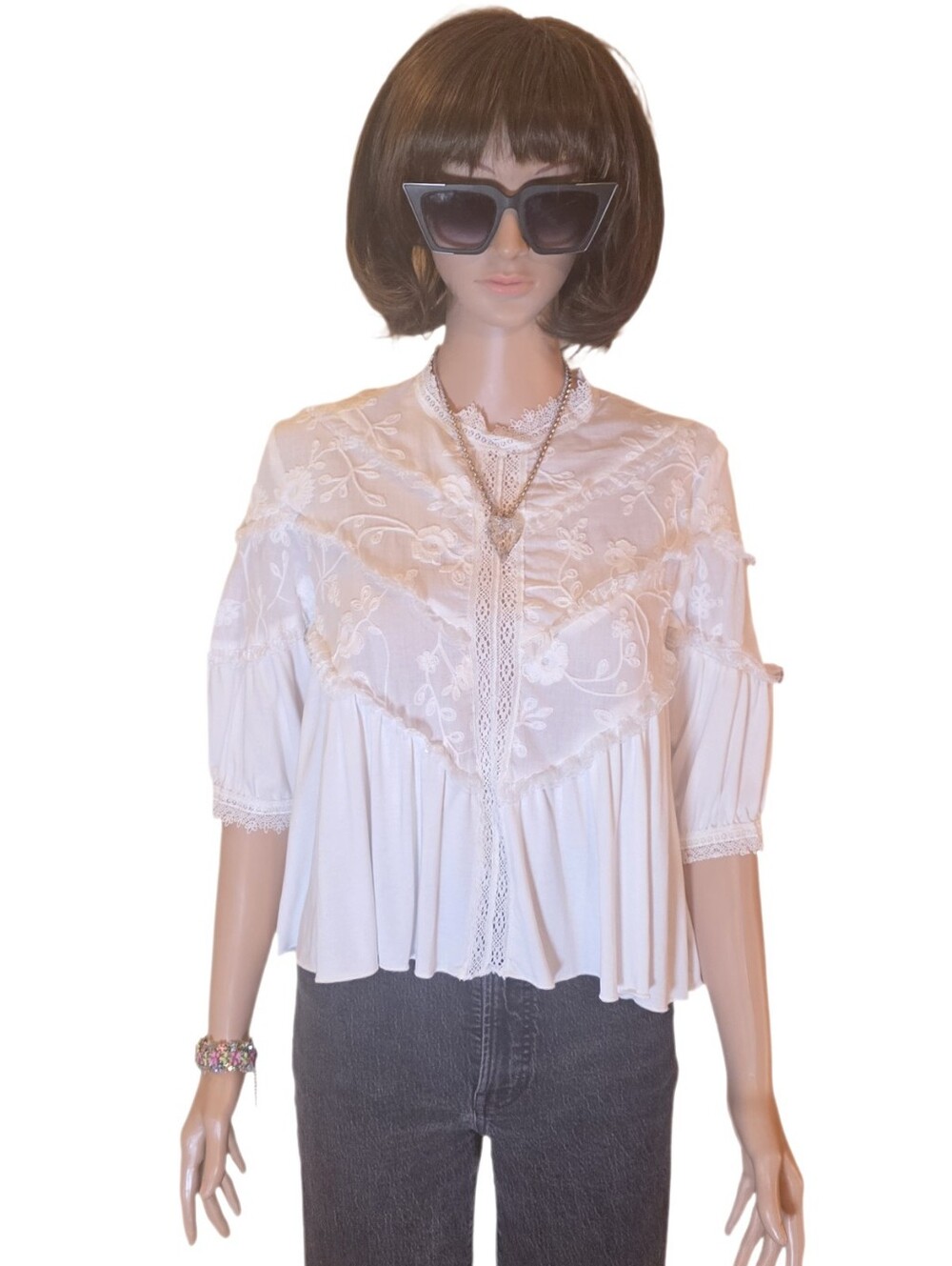POL White Lace Embroidered Ruffle Victorian Boho Blouse Top Small EUC